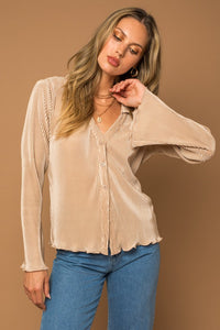 Plisse Lettuce Hem Blouse